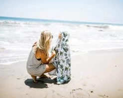 Little Unicorn Cotton Hooded Towel Big Kid Tropicasl Leaf -Baby Care Shop Little Unicorn Cotton Hooded Towel Big Kid Tropicasl Leaf 268396 26504.1670873917