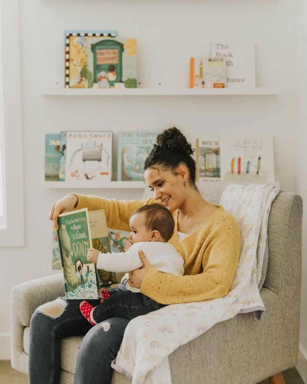 Little Unicorn Original Deluxe Muslin Quilt Rainbows 3 Little Unicorn Original Deluxe Muslin Quilt Rainbows - Image 3