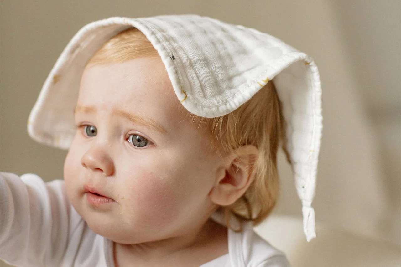 Nest Designs 6 Layer Washcloth Set (2 Pack) - The Hare And The Goose 9 Nest Designs 6 Layer Washcloth Set (2 Pack) - The Hare And The Goose - Image 9