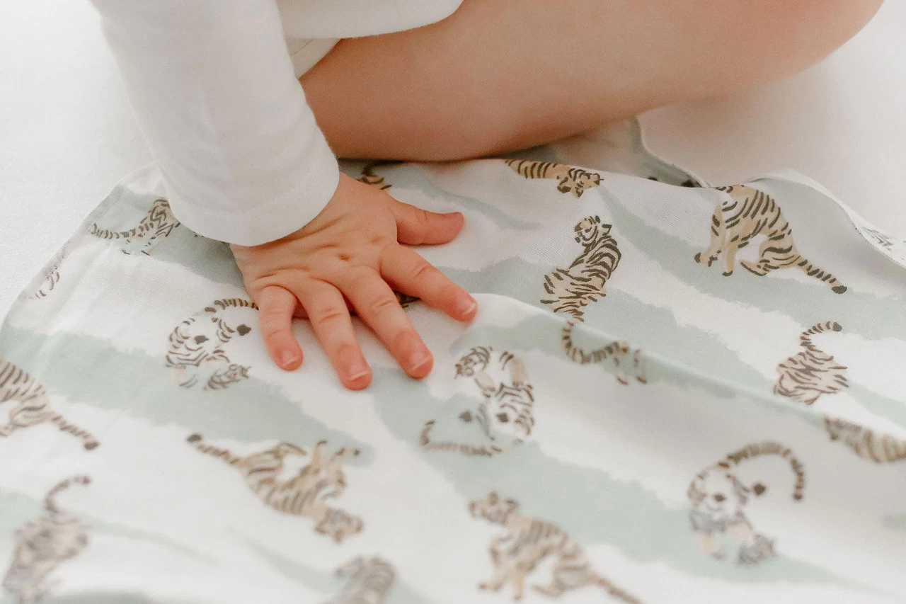 Nest Designs Bamboo Bubs Baby Washcloth 35x35 (6pack) King Of The Jungle 6 Nest Designs Bamboo Bubs Baby Washcloth 35x35 (6pack) King Of The Jungle - Image 6