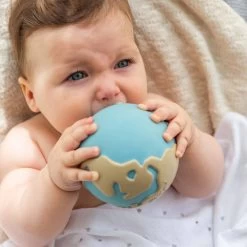Oli & Carol Teething Toy The World Ball 12 Oli & Carol Teething Toy The World Ball -Baby Care Shop Oli Carol Teething Toy The World Ball 266687 23142.1670636882