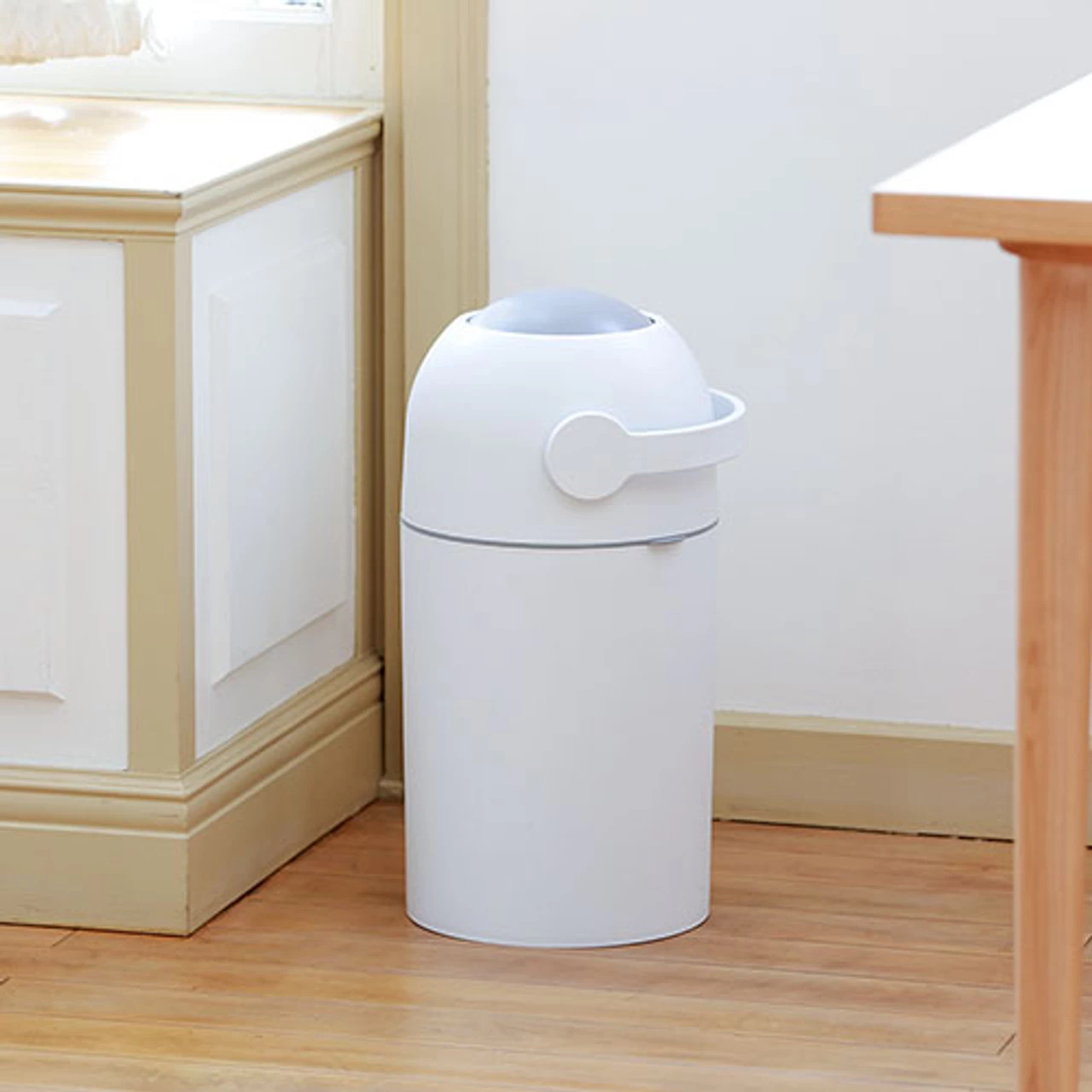 Pigeon Diaper Trash Can 5 Pigeon Diaper Trash Can - Image 5