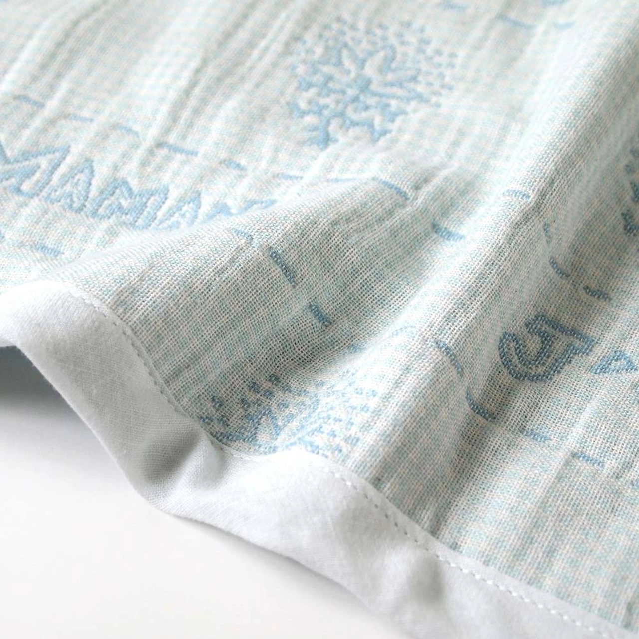 SOULEIADO 4 Layer Gauze Baby Blanket Mint 5 SOULEIADO 4 Layer Gauze Baby Blanket Mint - Image 5