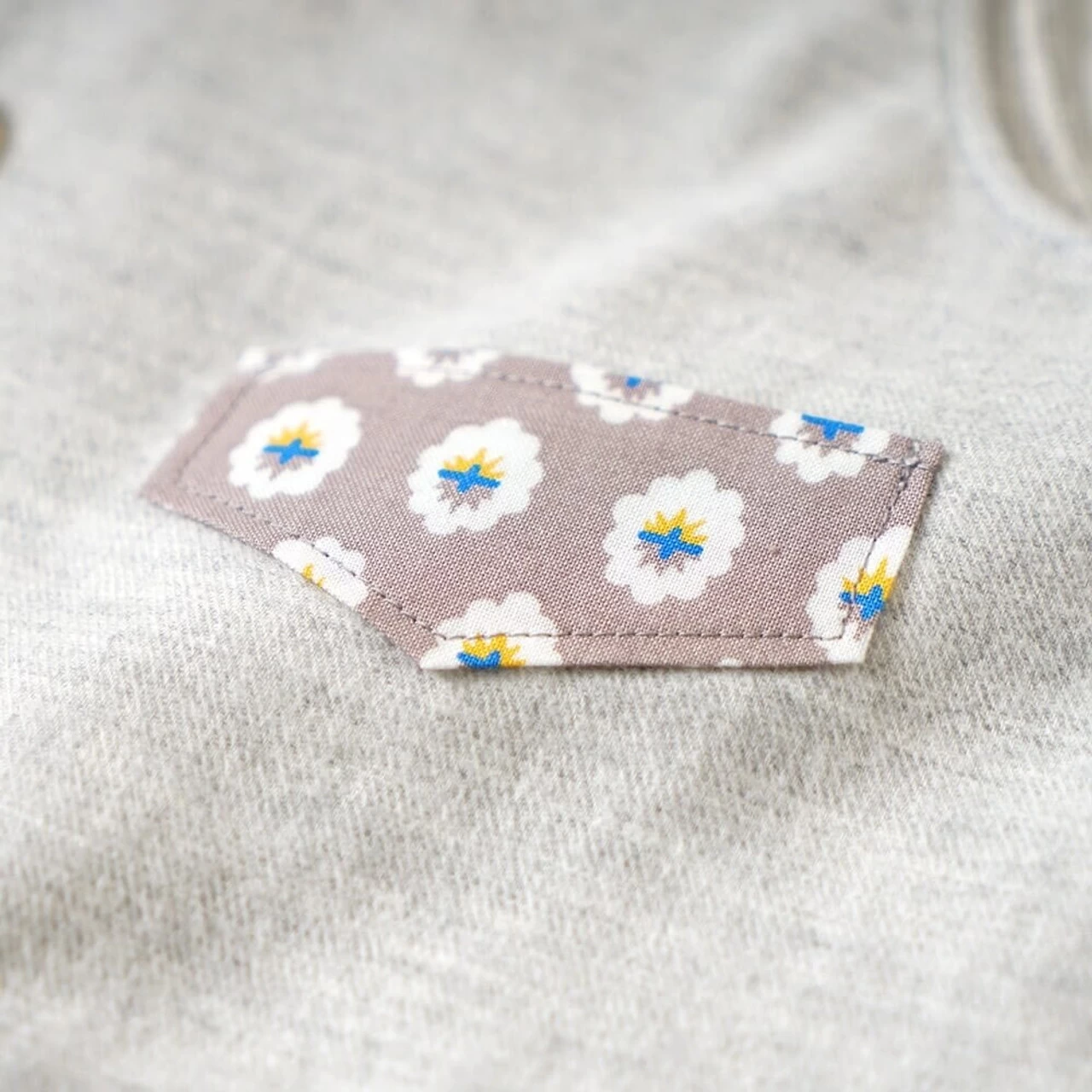 SOULEIADO Wear Bib Dress Gray 3 SOULEIADO Wear Bib Dress Gray - Image 3