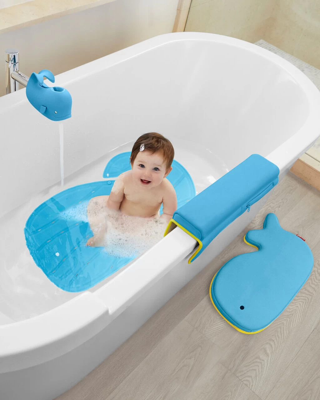 Skip Hop Moby Bathtime Essentials Kit Blue 2 Skip Hop Moby Bathtime Essentials Kit Blue - Image 2