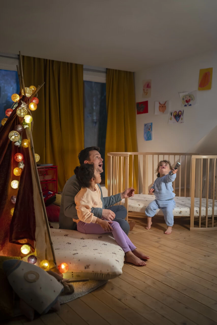 Stokke® Sleepi™ V3 Fitted Sheet Mickey Mini 5 Stokke® Sleepi™ V3 Fitted Sheet Mickey Mini - Image 5